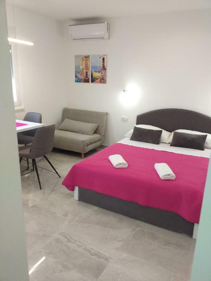 Apartment Golden Dreams Ποντστράνα Εξωτερικό φωτογραφία